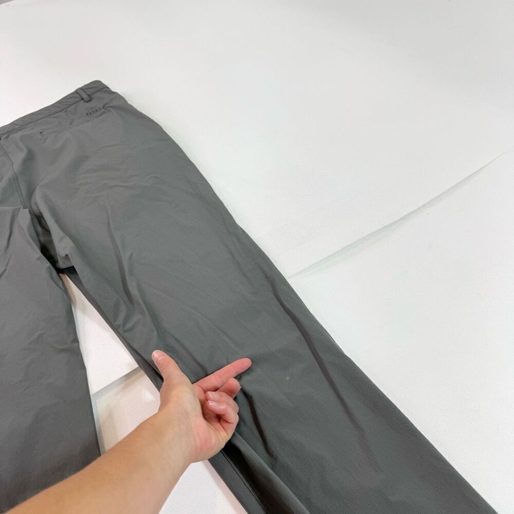 Teren Hiking Pants Mens 38x32 Gray Adventure Hiking Performance Magnetic Closure - Picture 8 of 11